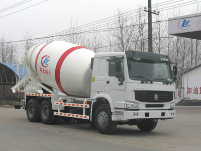 重汽豪沃10-12方后双桥混凝土搅拌运输车