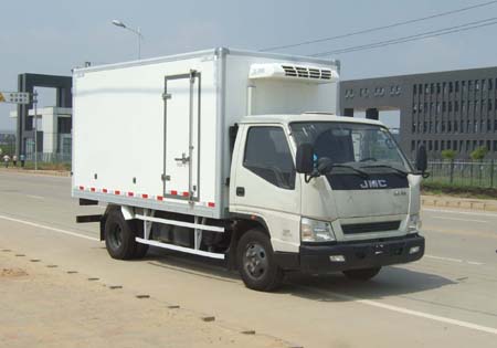 江铃4.02米冷藏车