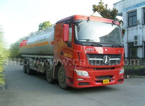 国四新款V3前四后八加油车