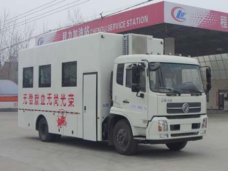 国四东风天锦采血车