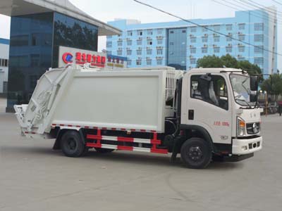 国五东风压缩式垃圾车
