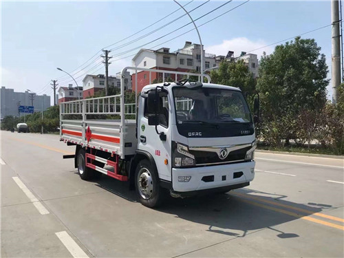 国六东风福瑞卡黄牌气瓶运输车，5.2米国六气瓶运输车