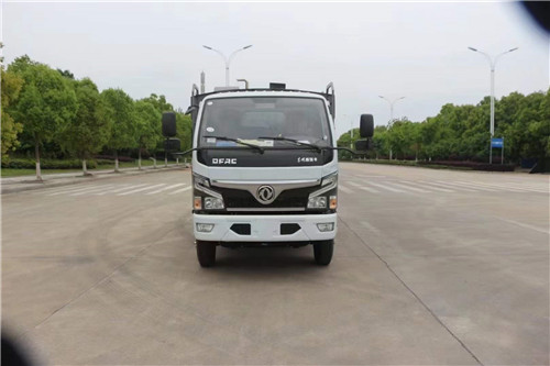 国六东风福瑞卡吸尘车