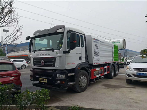 国六重汽汕德卡后双桥多功能抑尘车 (1).jpg