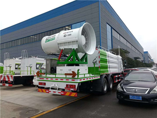 国六重汽汕德卡后双桥多功能抑尘车 (2).jpg