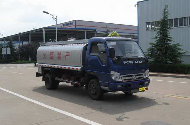 福田4吨加油车