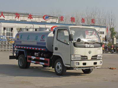 5方洒水车