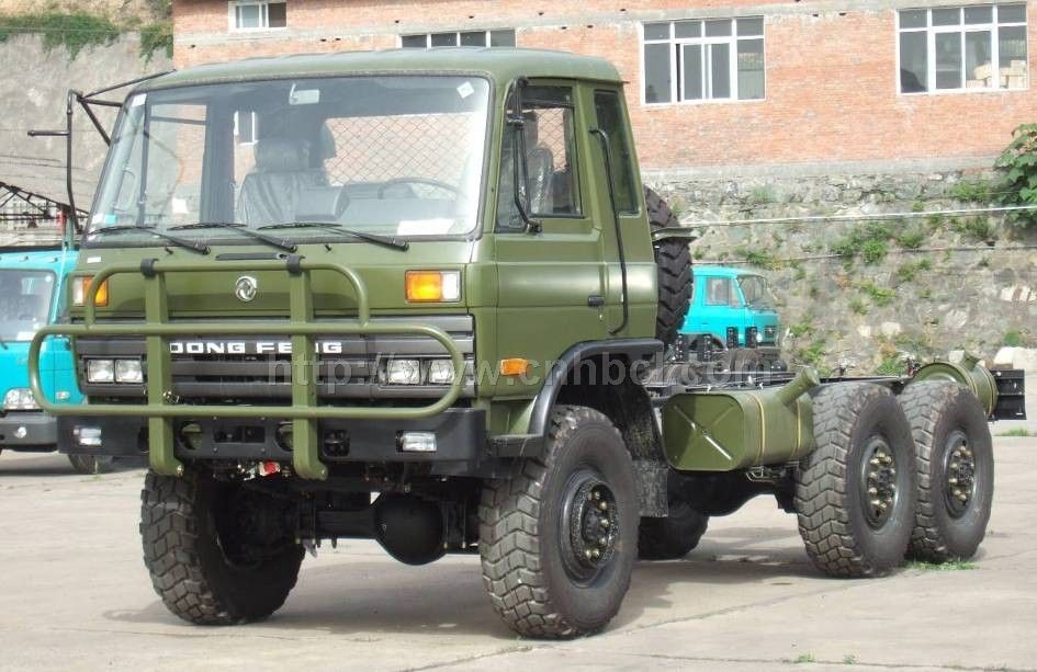 东风EQ2102G 6×6越野车